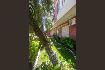 Apartamento à venda com 98m², 3 quartos e 1 vaga Apartamento à venda com 98m², 3 quartos e 1 vagaFachada