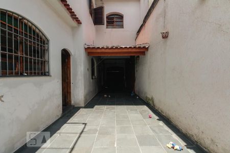 Casa à venda com 200m², 4 quartos e 3 vagas Casa à venda com 200m², 4 quartos e 3 vagasGaragem