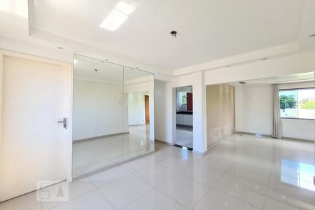 Sala 2 de apartamento à venda com 2 quartos, 75m² em Inhauma, Rio de Janeiro