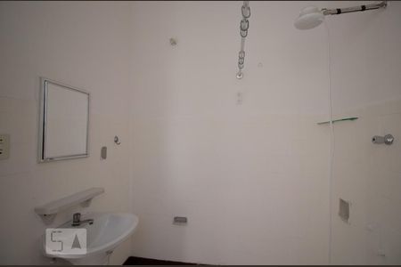 Casa para alugar com 100m², 2 quartos e sem vagaBanheiro