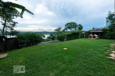 Casa à venda com 525m², 4 quartos e 8 vagas Casa à venda com 525m², 4 quartos e 8 vagasJardim