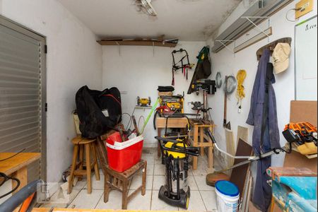 Casa à venda com 525m², 4 quartos e 8 vagas Casa à venda com 525m², 4 quartos e 8 vagasQuarto de Serviço