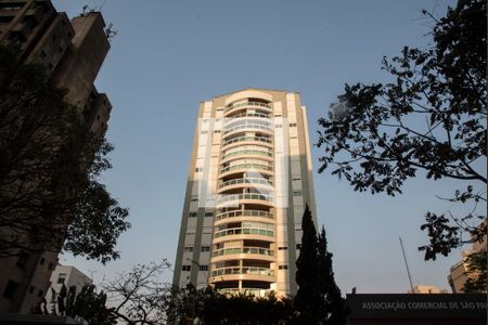 Apartamento para alugar com 130m², 3 quartos e 3 vagasFachada