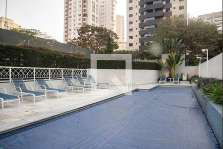 Apartamento para alugar com 130m², 3 quartos e 3 vagasÁrea comum - Piscina