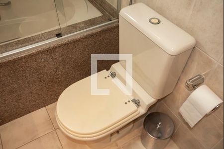 Apartamento para alugar com 130m², 3 quartos e 3 vagasBanheiro da Suíte