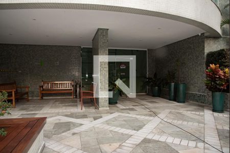 Apartamento para alugar com 130m², 3 quartos e 3 vagasEntrada