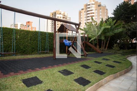 Apartamento para alugar com 130m², 3 quartos e 3 vagasÁrea comum - Playground