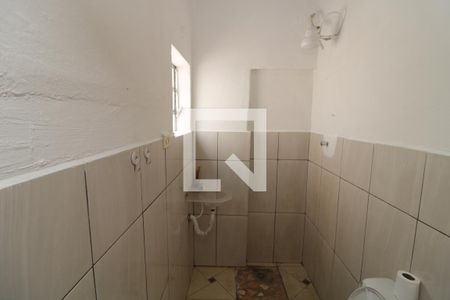 Banheiro de casa para alugar com 1 quarto, 64m² em Quinta da Paineira, São Paulo