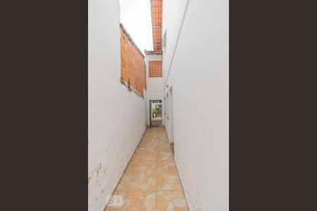 Casa à venda com 240m², 4 quartos e 5 vagasCorredor