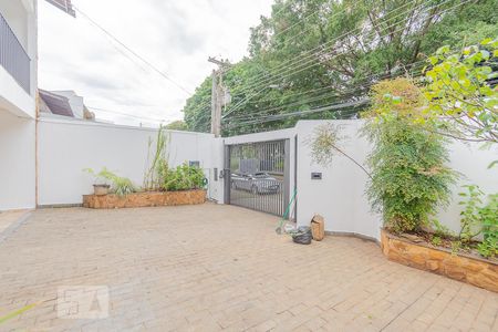 Casa à venda com 240m², 4 quartos e 5 vagasGaragem