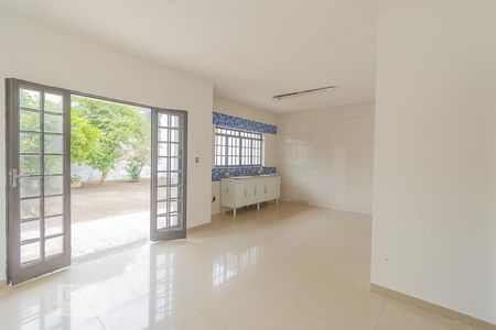 Casa à venda com 240m², 4 quartos e 5 vagasCozinha