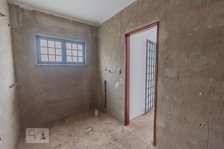 Casa à venda com 240m², 4 quartos e 5 vagasBanheiro da Suíte