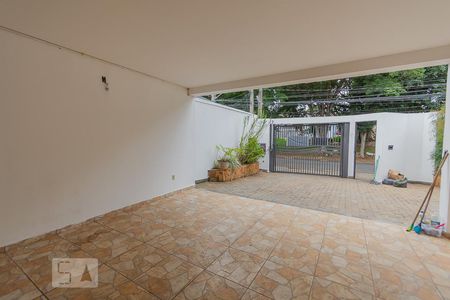 Casa à venda com 240m², 4 quartos e 5 vagasGaragem