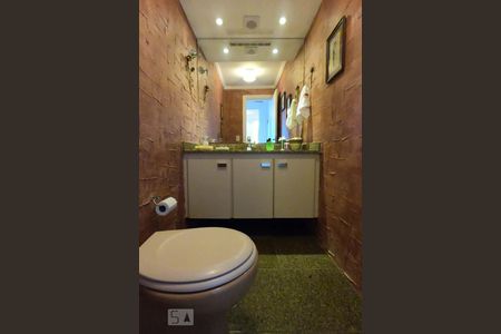 Apartamento à venda com 170m², 4 quartos e 3 vagasLavabo