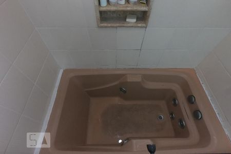 Apartamento à venda com 170m², 4 quartos e 3 vagasBanheiro da Suíte