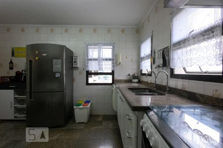 Apartamento à venda com 170m², 4 quartos e 3 vagasCozinha
