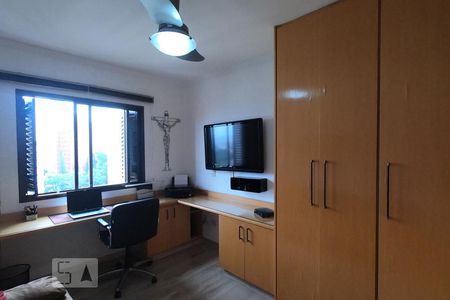 Apartamento à venda com 170m², 4 quartos e 3 vagasQuarto