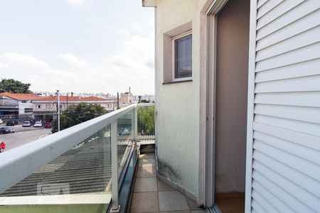 Casa à venda com 150m², 3 quartos e 4 vagasVaranda