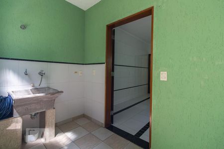 Casa à venda com 150m², 3 quartos e 4 vagasÁrea de serviço