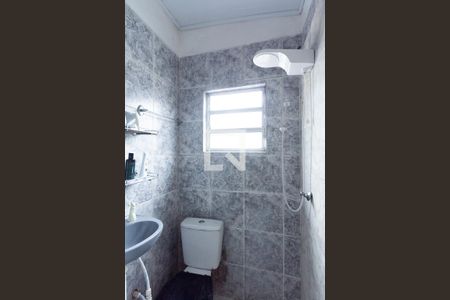 Casa à venda com 150m², 3 quartos e 3 vagas Casa à venda com 150m², 3 quartos e 3 vagasBanheiro da Suíte