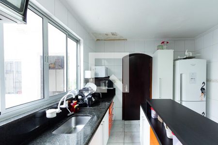 Casa à venda com 150m², 3 quartos e 3 vagas Casa à venda com 150m², 3 quartos e 3 vagasCozinha