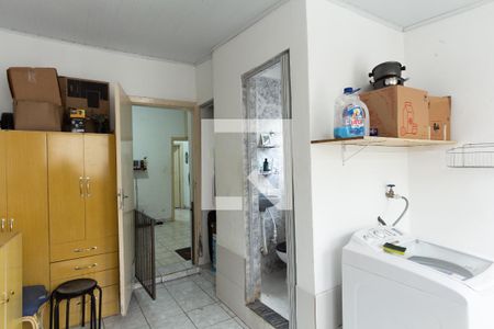 Casa à venda com 150m², 3 quartos e 3 vagas Casa à venda com 150m², 3 quartos e 3 vagasSuíte