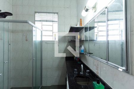 Casa à venda com 150m², 3 quartos e 3 vagas Casa à venda com 150m², 3 quartos e 3 vagasBanheiro