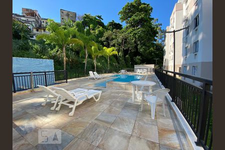 Apartamento à venda com 44m², 2 quartos e sem vaga Apartamento à venda com 44m², 2 quartos e sem vagaÁrea comum - Piscina