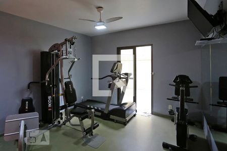 Apartamento à venda com 80m², 3 quartos e 2 vagasAcademia