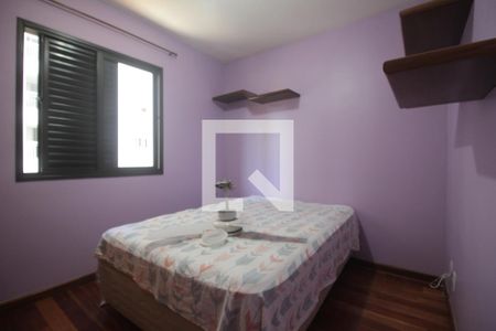 Apartamento à venda com 80m², 3 quartos e 2 vagasQuarto 2