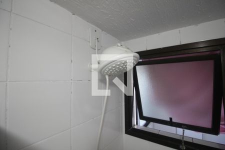 Apartamento à venda com 80m², 3 quartos e 2 vagasChuveiro