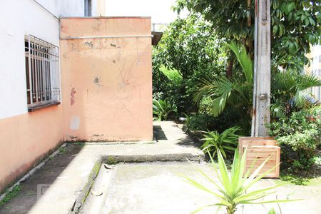 Apartamento à venda com 48m², 2 quartos e sem vagaÁrea comum