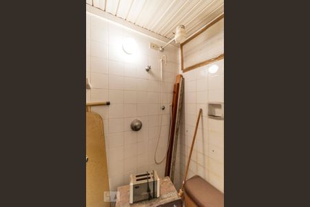 Apartamento à venda com 64m², 2 quartos e sem vaga Apartamento à venda com 64m², 2 quartos e sem vagaBanheiro da Suíte