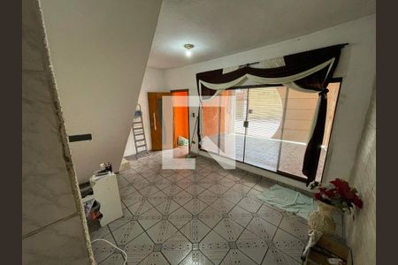 Casa à venda com 2 quartos, 113m² em Vila Ponte Rasa, São Paulo