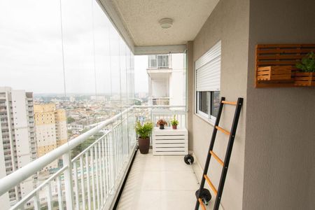 varanda de apartamento para alugar com 2 quartos, 61m² em Campininha, São Paulo