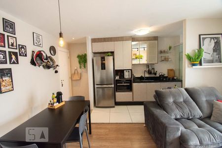 sala de apartamento para alugar com 2 quartos, 61m² em Campininha, São Paulo