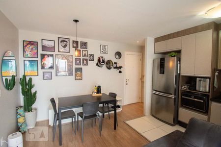 sala de apartamento para alugar com 2 quartos, 61m² em Campininha, São Paulo