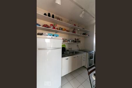 Apartamento à venda com 37m², 1 quarto e 1 vaga Apartamento à venda com 37m², 1 quarto e 1 vagaCozinha