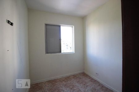 quarto 1 de apartamento para alugar com 2 quartos, 52m² em Vila Vitório Mazzei, São Paulo