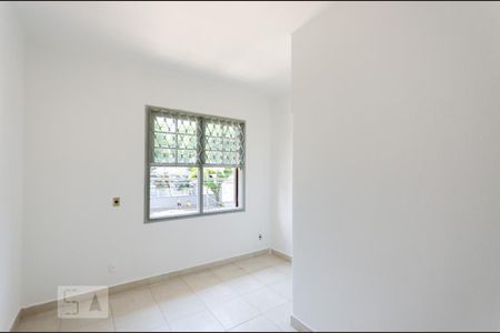 Apartamento para alugar com 90m², 3 quartos e 1 vagaQuarto 2