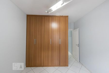 Casa à venda com 168m², 3 quartos e 4 vagas Casa à venda com 168m², 3 quartos e 4 vagasQuarto 2