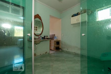 Casa à venda com 196m², 4 quartos e 4 vagas Casa à venda com 196m², 4 quartos e 4 vagasBanheiro da Suíte 2