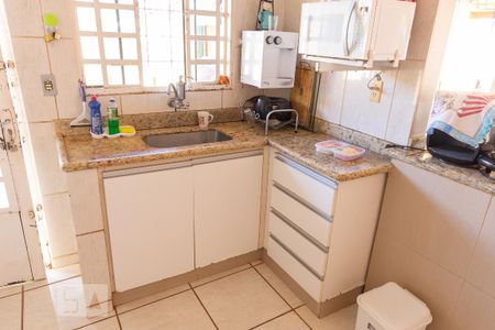 Casa à venda com 196m², 4 quartos e 4 vagas Casa à venda com 196m², 4 quartos e 4 vagasDetalhe da Cozinha
