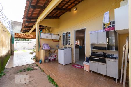 Casa à venda com 196m², 4 quartos e 4 vagas Casa à venda com 196m², 4 quartos e 4 vagasÁrea de Serviço