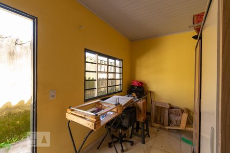 Casa à venda com 196m², 4 quartos e 4 vagas Casa à venda com 196m², 4 quartos e 4 vagasQuarto de Serviço