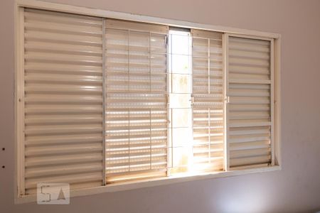 Casa à venda com 196m², 4 quartos e 4 vagas Casa à venda com 196m², 4 quartos e 4 vagasDetalhe da Suite 1