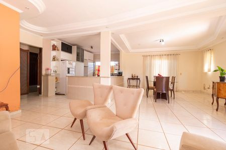 Sala de casa à venda com 4 quartos, 196m² em Jardim Atlatico, Goiânia