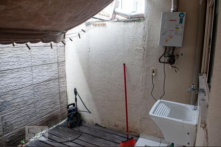 Casa de condomínio à venda com 55m², 2 quartos e 1 vaga Casa de condomínio à venda com 55m², 2 quartos e 1 vagaÁrea de Serviço