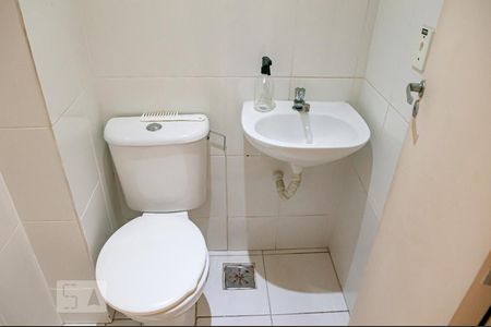 Casa de condomínio à venda com 55m², 2 quartos e 1 vaga Casa de condomínio à venda com 55m², 2 quartos e 1 vagaLavabo