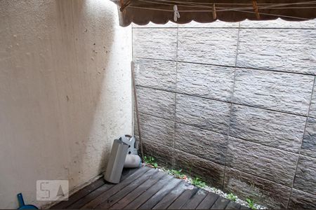 Casa de condomínio à venda com 55m², 2 quartos e 1 vaga Casa de condomínio à venda com 55m², 2 quartos e 1 vagaÁrea de Serviço